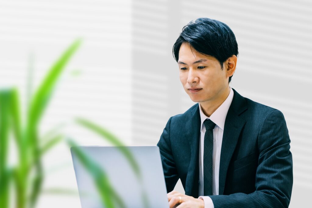 リスティング広告とディスプレイ広告の違いを徹底解説